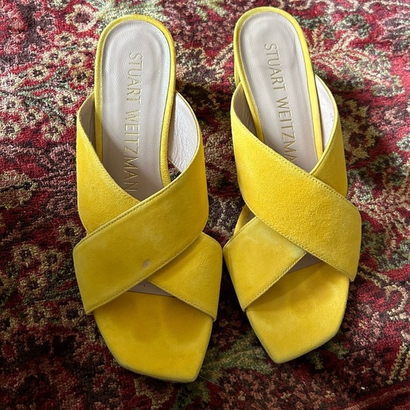 Stuart Weitzman Athleta 50 Yellow Suede Criss Cross Sandals Heels - Picture 2 of 4